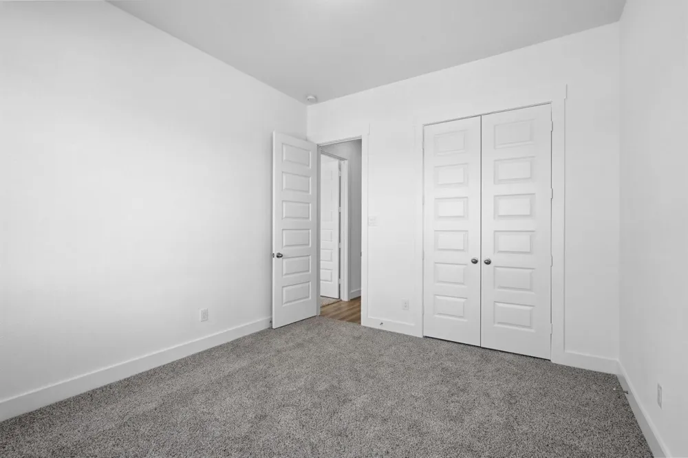 2637 Rainier Drive Corinth, TX 76210