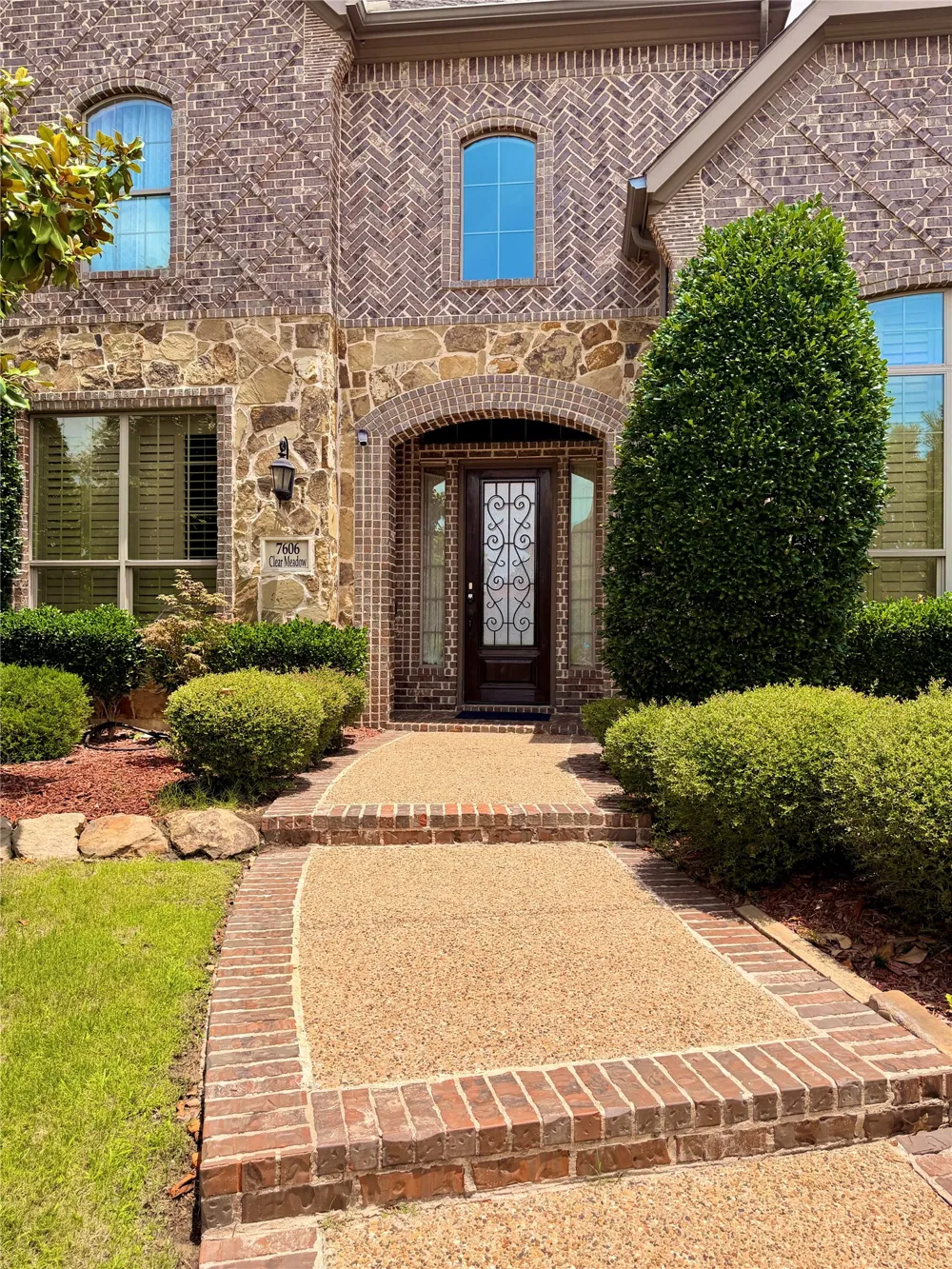 7606 Clearmeadow Lane Sachse, TX 75048