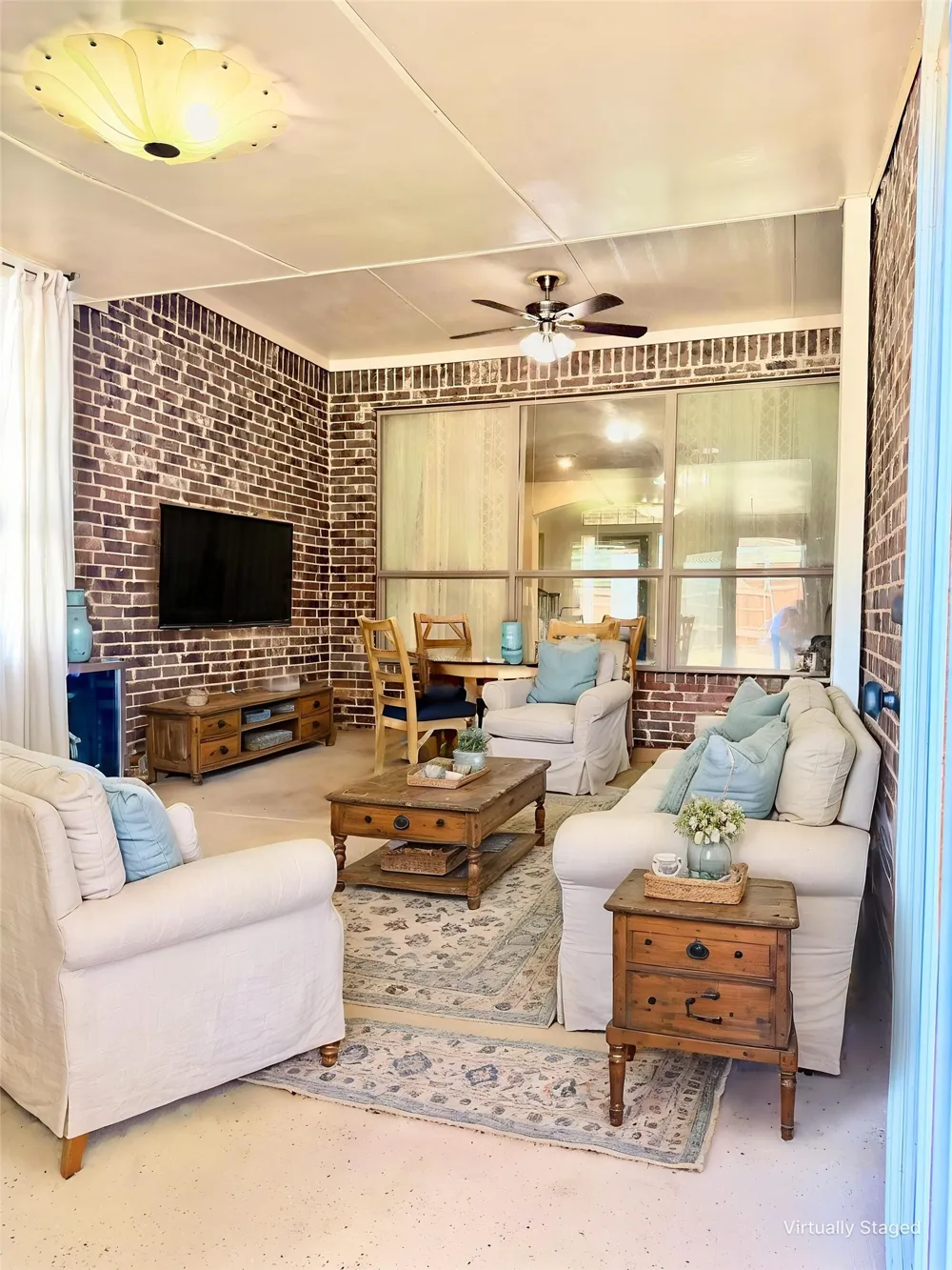 7606 Clearmeadow Lane Sachse, TX 75048