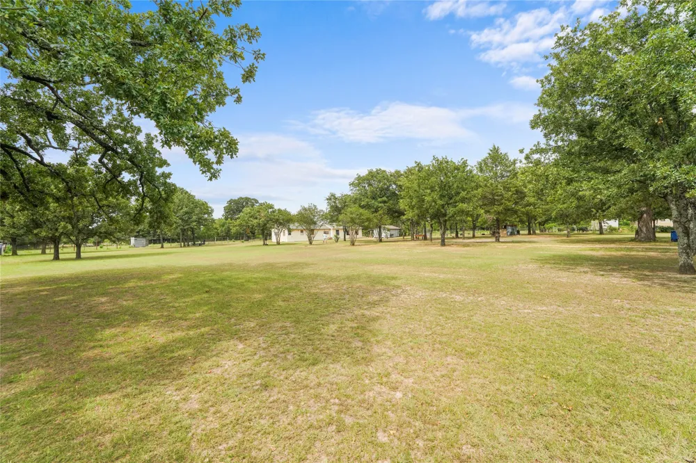 19331 Allen Ranch Road Eustace, TX 75124