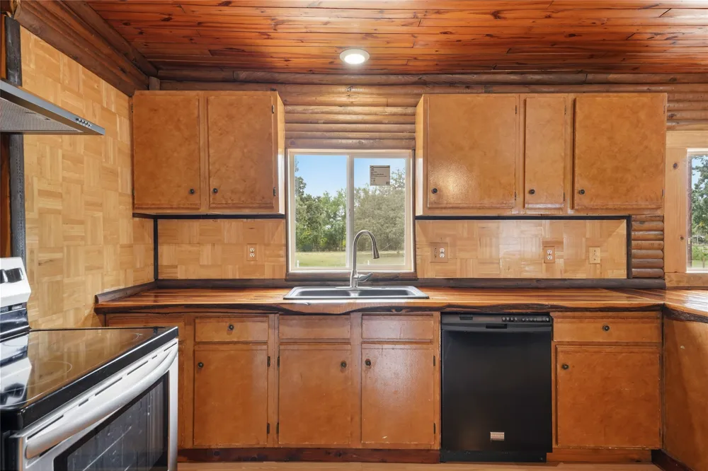 19331 Allen Ranch Road Eustace, TX 75124