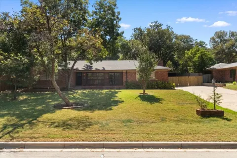 6000 Monterrey Drive