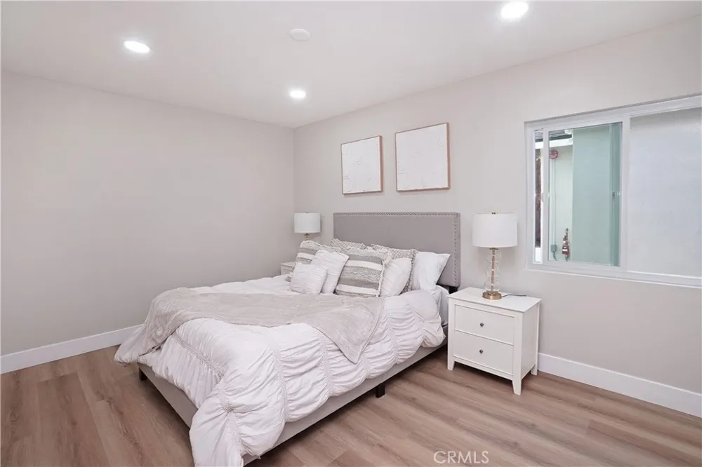 5571 Central Avenue Riverside, CA 92504