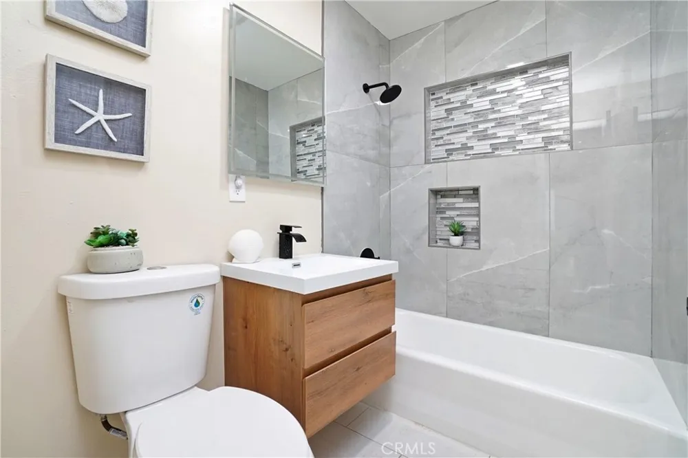 5571 Central Avenue Riverside, CA 92504
