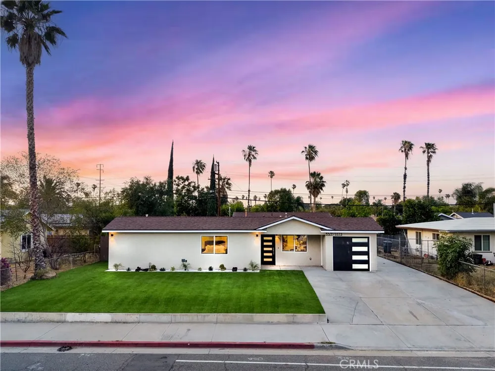 5571 Central Avenue Riverside, CA 92504