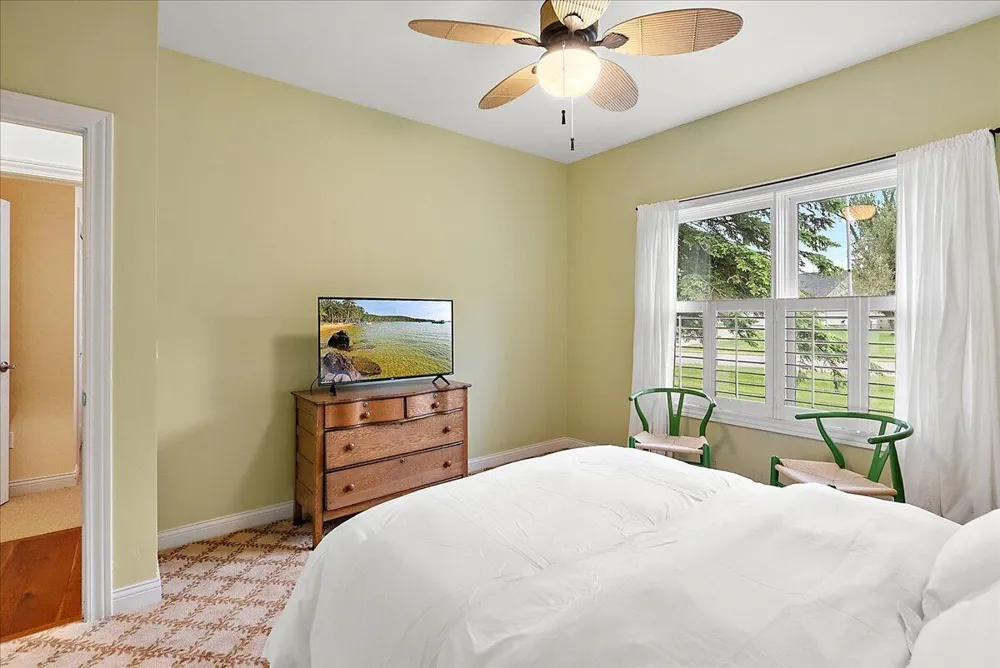 3162 Greenfield Drive Petoskey, MI 49770