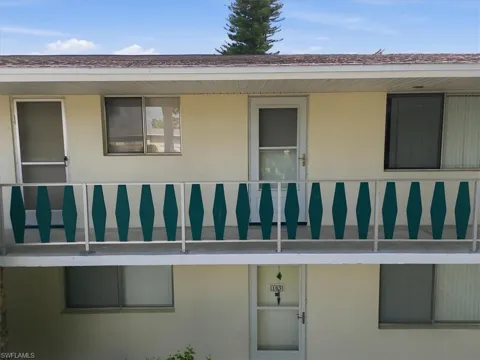 347 Joel Boulevard #203
