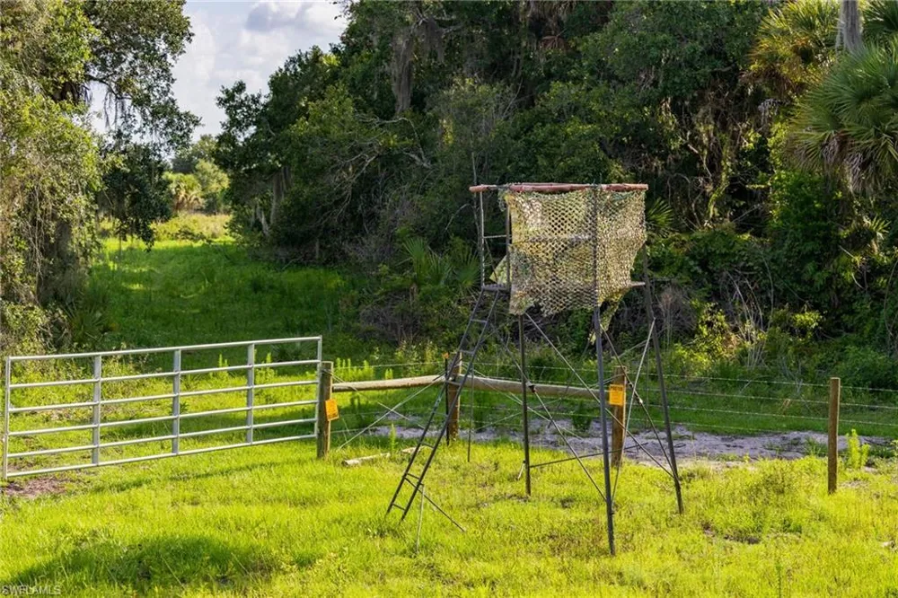 21405 Dooley Grade Road Clewiston, FL 33440