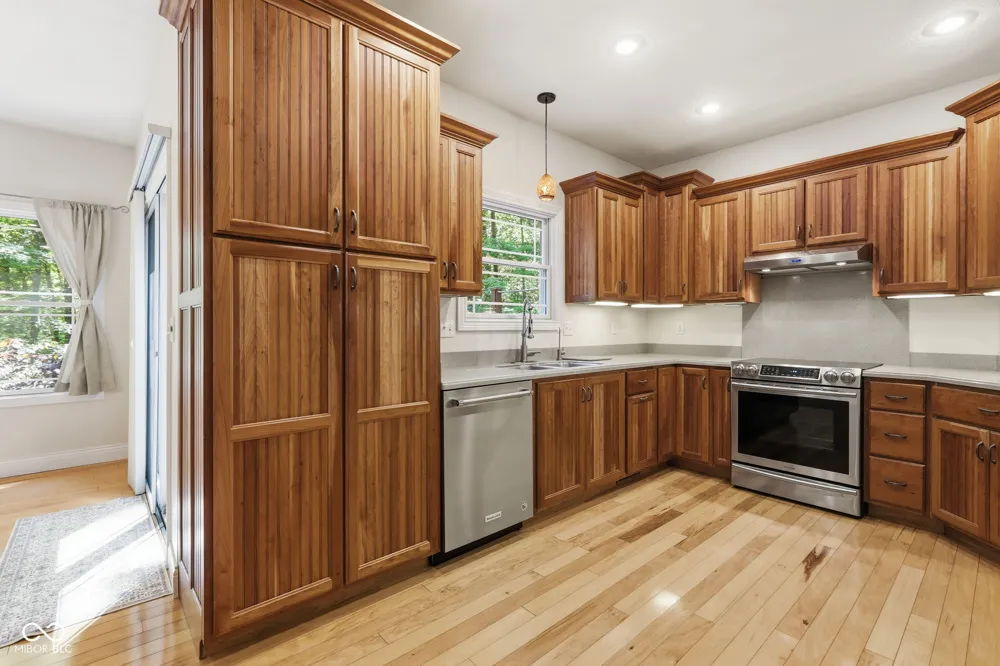 4618 Chatham Drive Bloomington, IN 47404