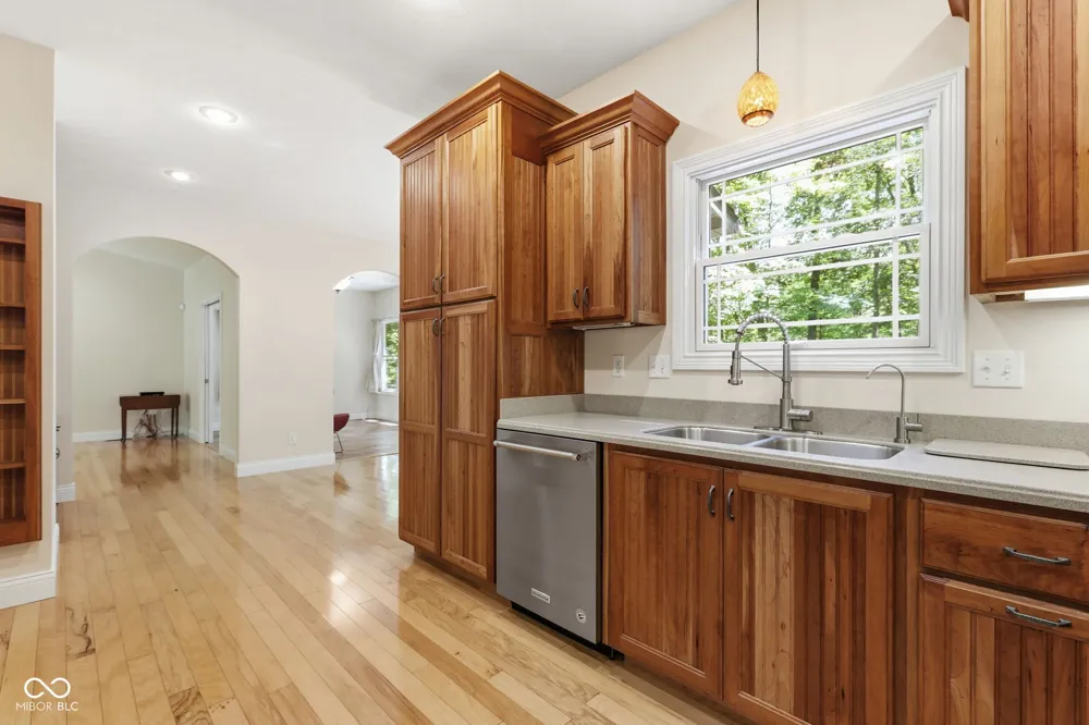 4618 Chatham Drive Bloomington, IN 47404