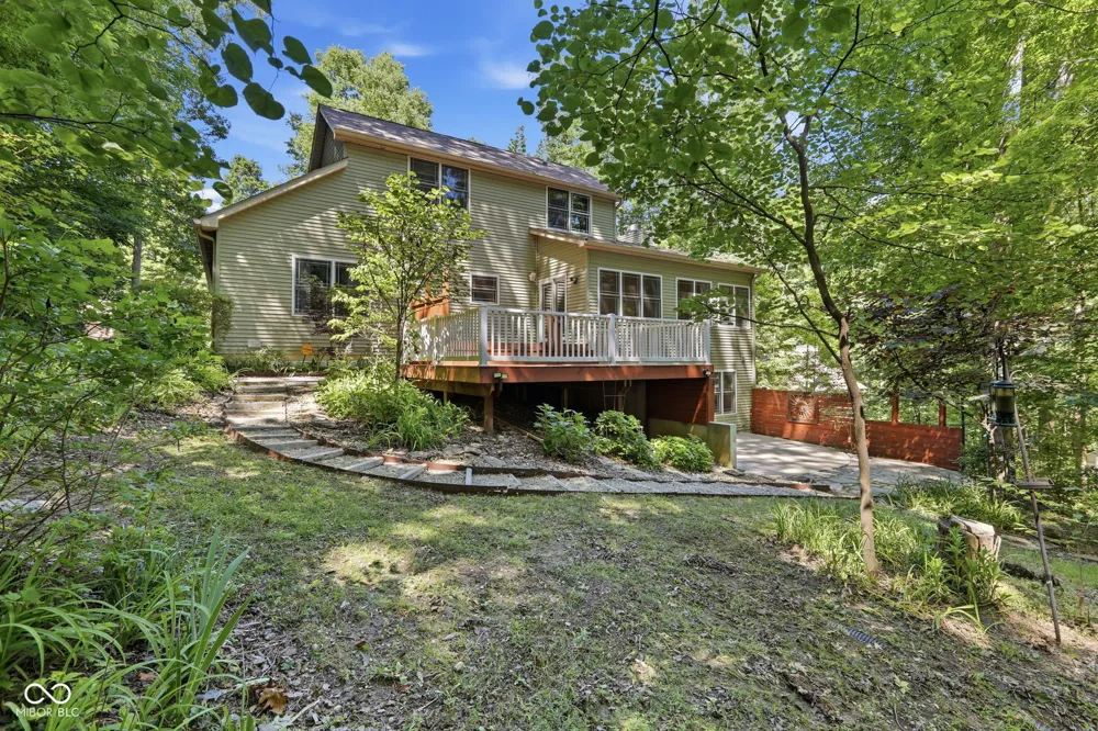 4618 Chatham Drive Bloomington, IN 47404