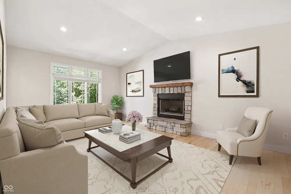 4618 Chatham Drive Bloomington, IN 47404