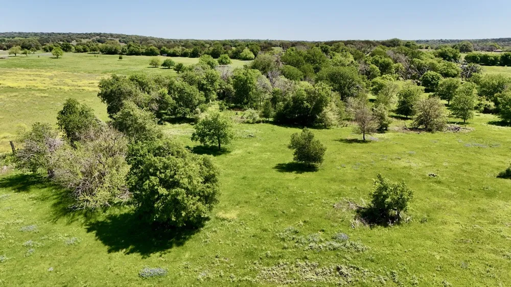 2031 County Road 3310 Valley Mills, TX 76689