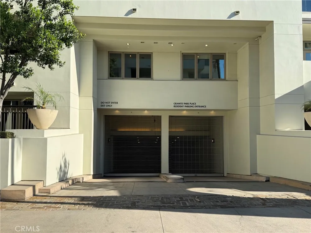 920 Granite Drive #117 Pasadena, CA 91101