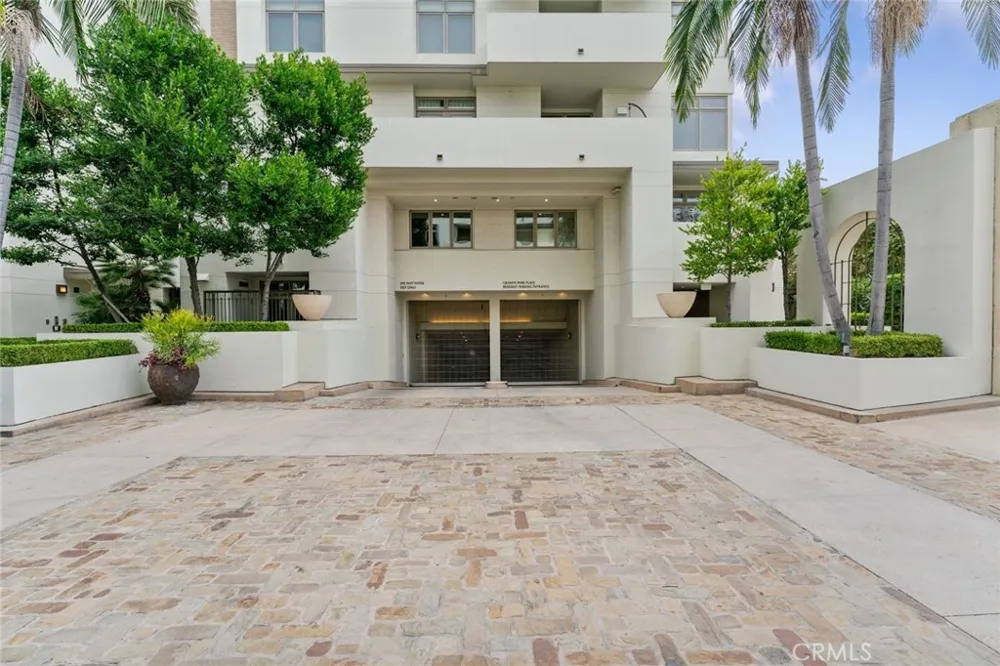 920 Granite Drive #117 Pasadena, CA 91101