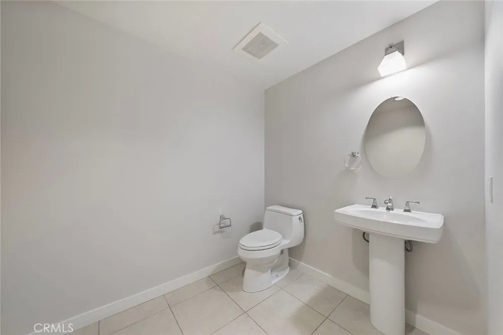 920 Granite Drive #117 Pasadena, CA 91101