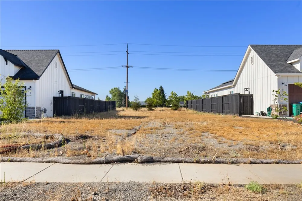 2 Harkness Court Chico, CA 95973