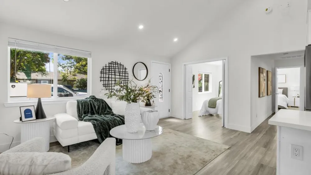 186 Fair Oaks Street Mountain View, CA 94040
