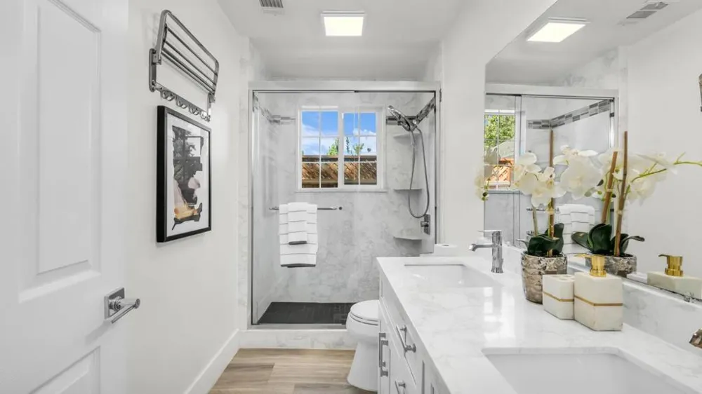 186 Fair Oaks Street Mountain View, CA 94040