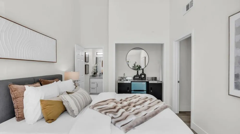 186 Fair Oaks Street Mountain View, CA 94040