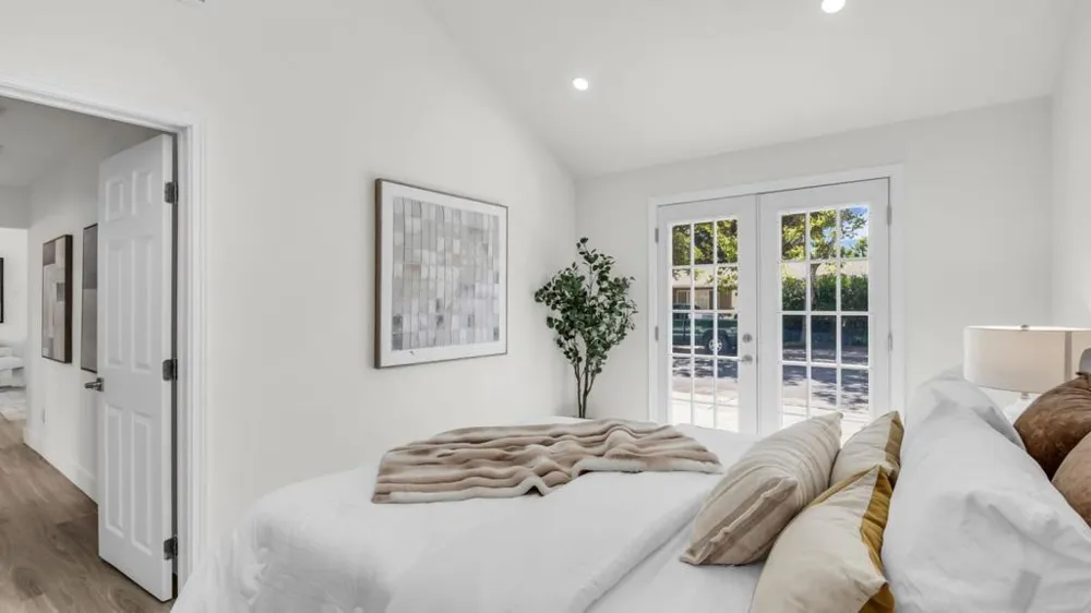 186 Fair Oaks Street Mountain View, CA 94040