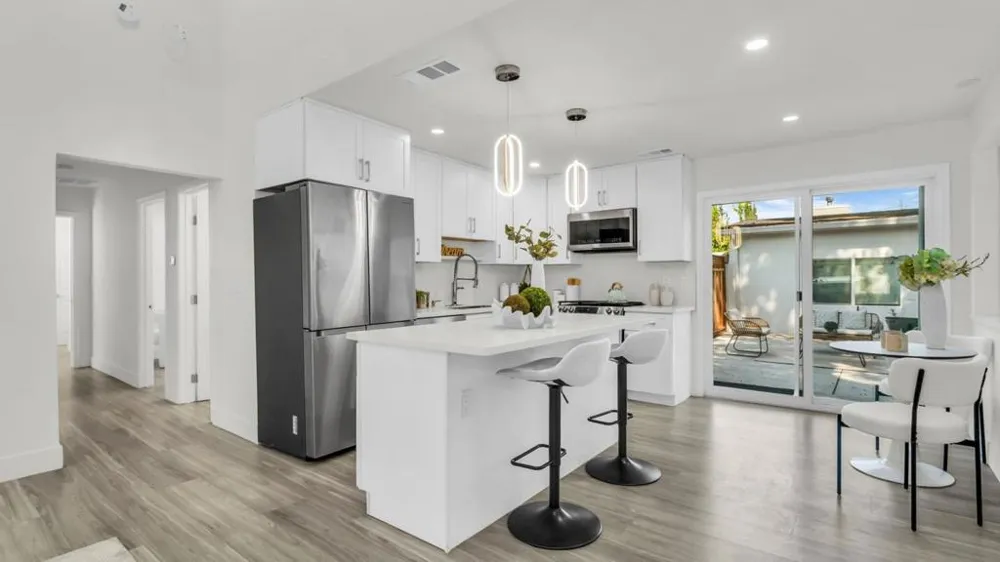 186 Fair Oaks Street Mountain View, CA 94040
