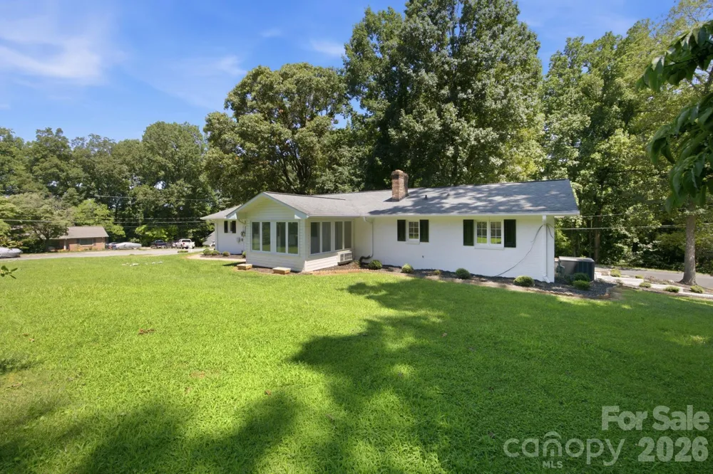 803 E 24th Street Newton, NC 28658