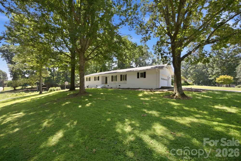 803 E 24th Street Newton, NC 28658