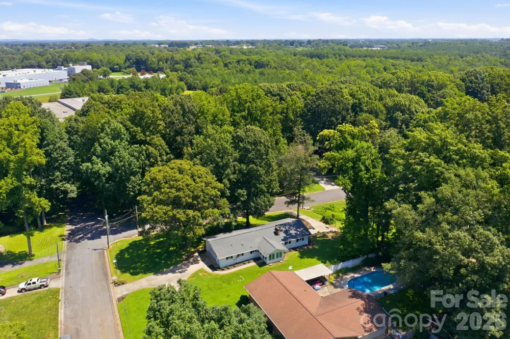 803 E 24th Street Newton, NC 28658