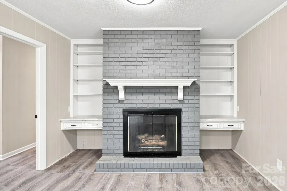 803 E 24th Street Newton, NC 28658