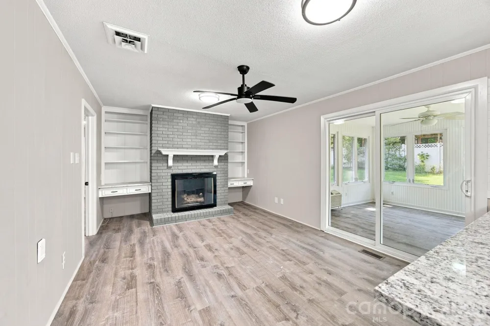 803 E 24th Street Newton, NC 28658