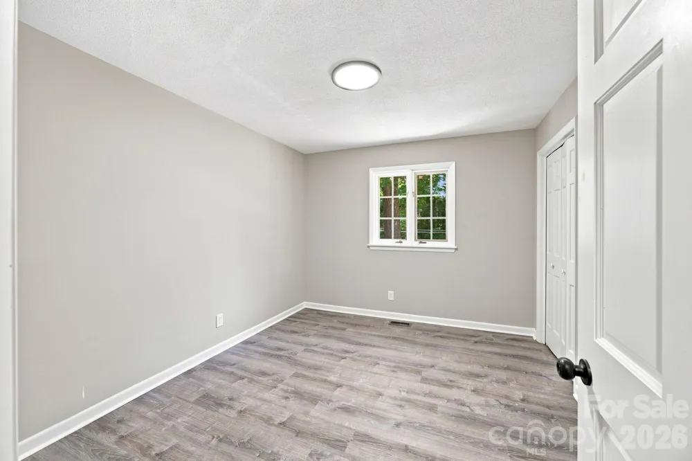 803 E 24th Street Newton, NC 28658