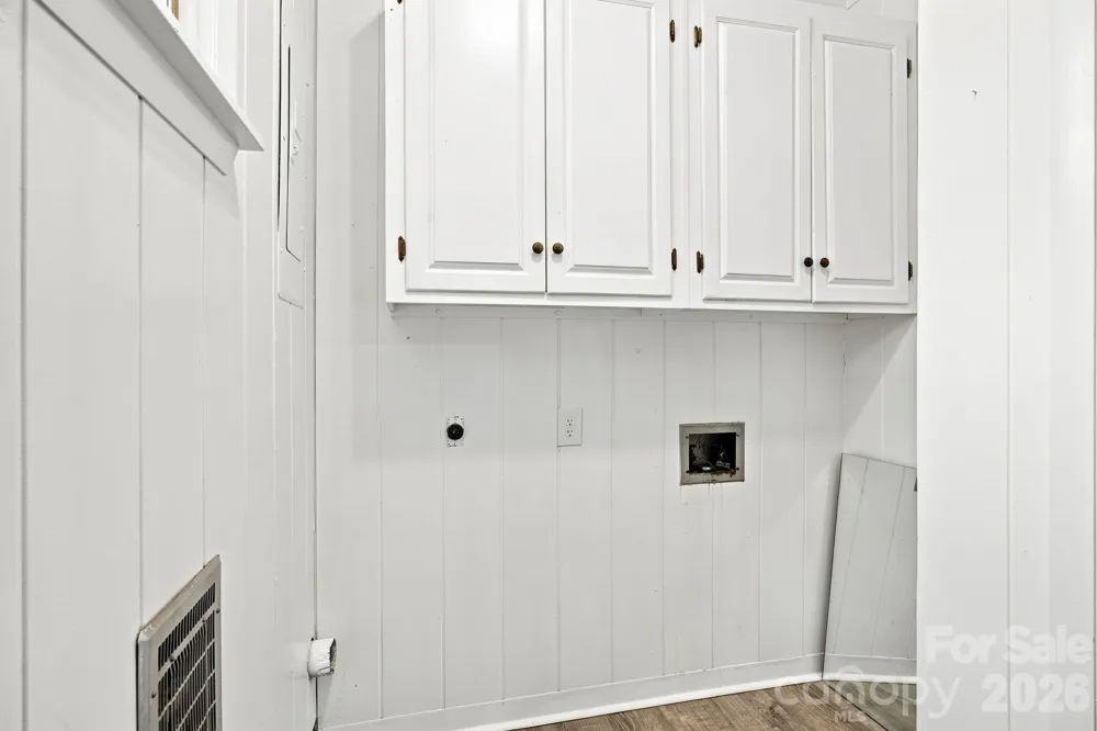 803 E 24th Street Newton, NC 28658