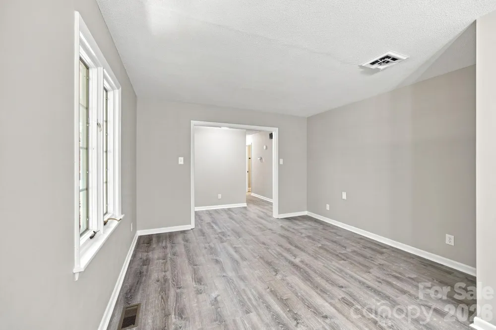 803 E 24th Street Newton, NC 28658