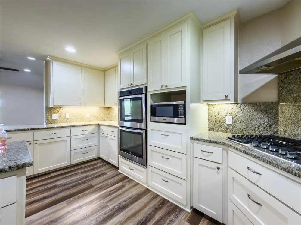322 Hcr 2320 Abbott, TX 76621