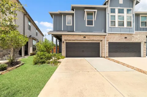 5719 Foggy Vine Court