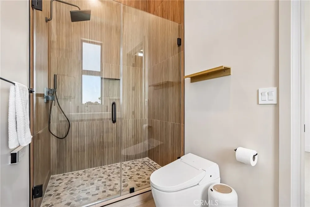 8504 Outland View Drive Sun Valley, CA 91352