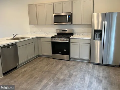 405 WOOD DUCK DRIVE