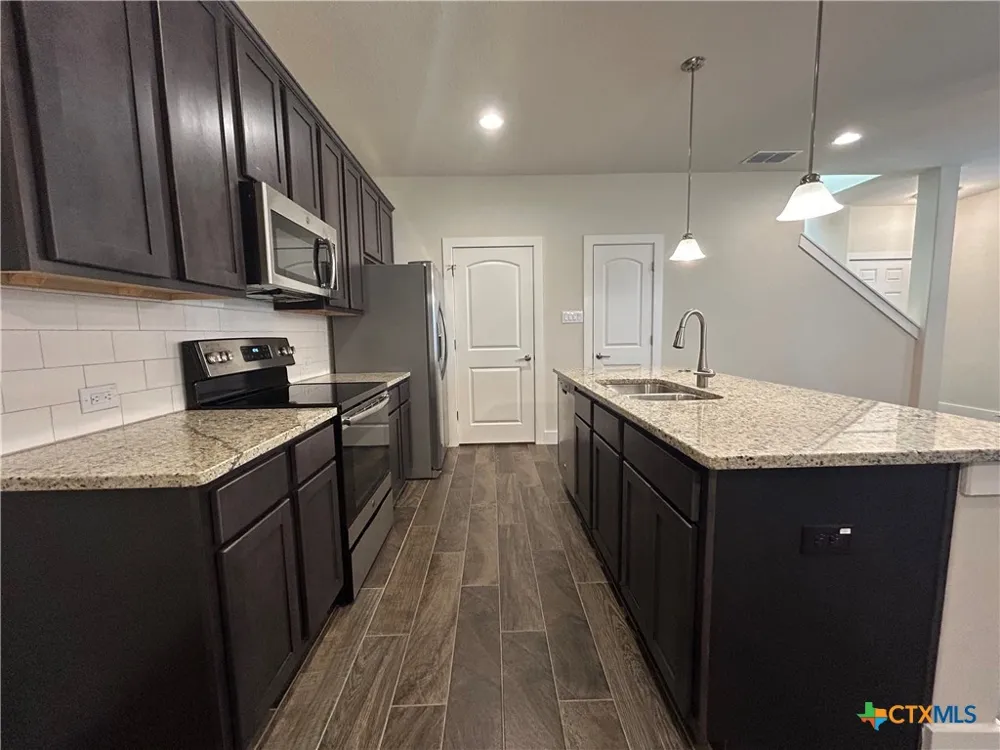 737 Milestone Park #22A New Braunfels, TX 78130
