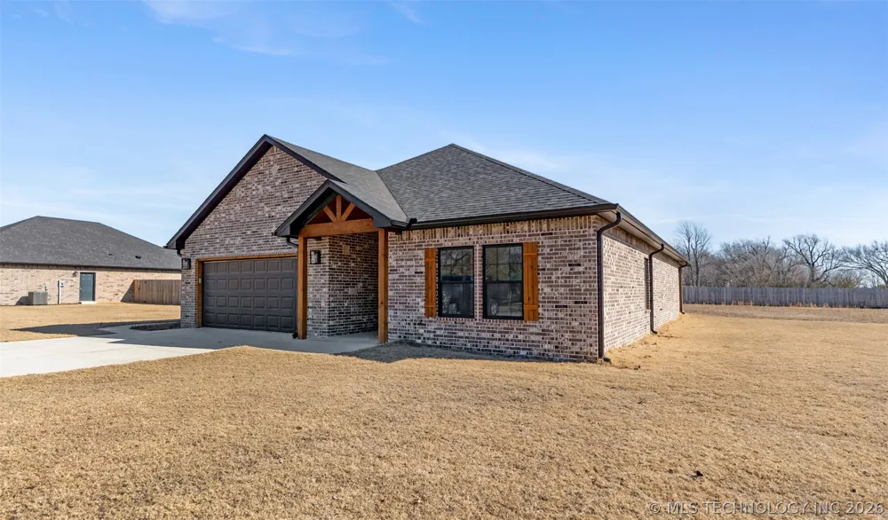 205 Lindsey Avenue Adair, OK 74330