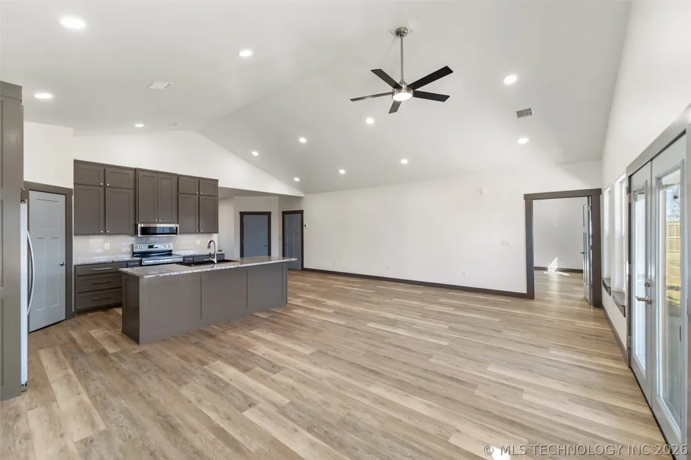 205 Lindsey Avenue Adair, OK 74330