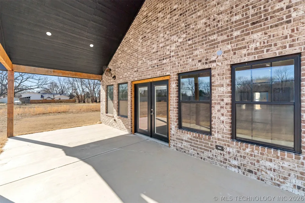 205 Lindsey Avenue Adair, OK 74330