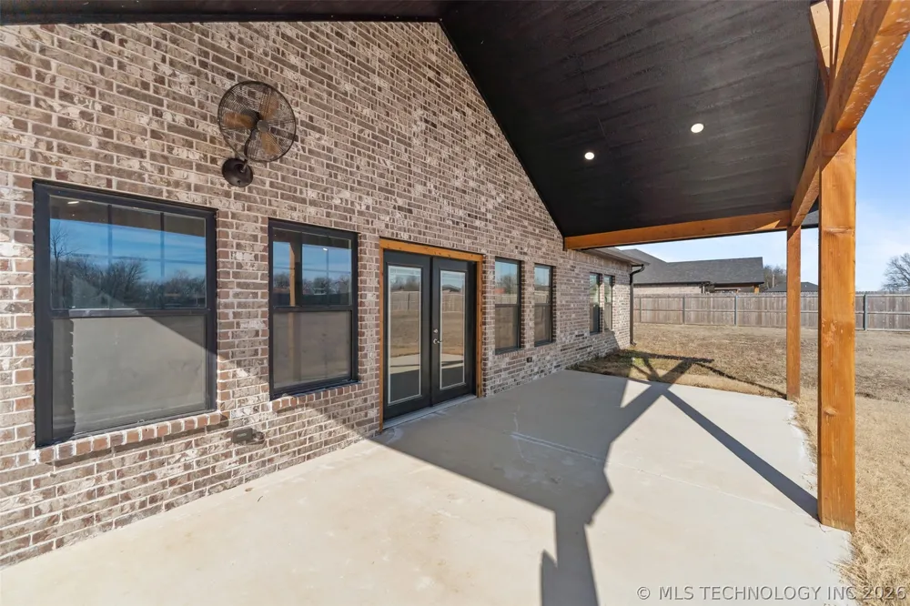 205 Lindsey Avenue Adair, OK 74330