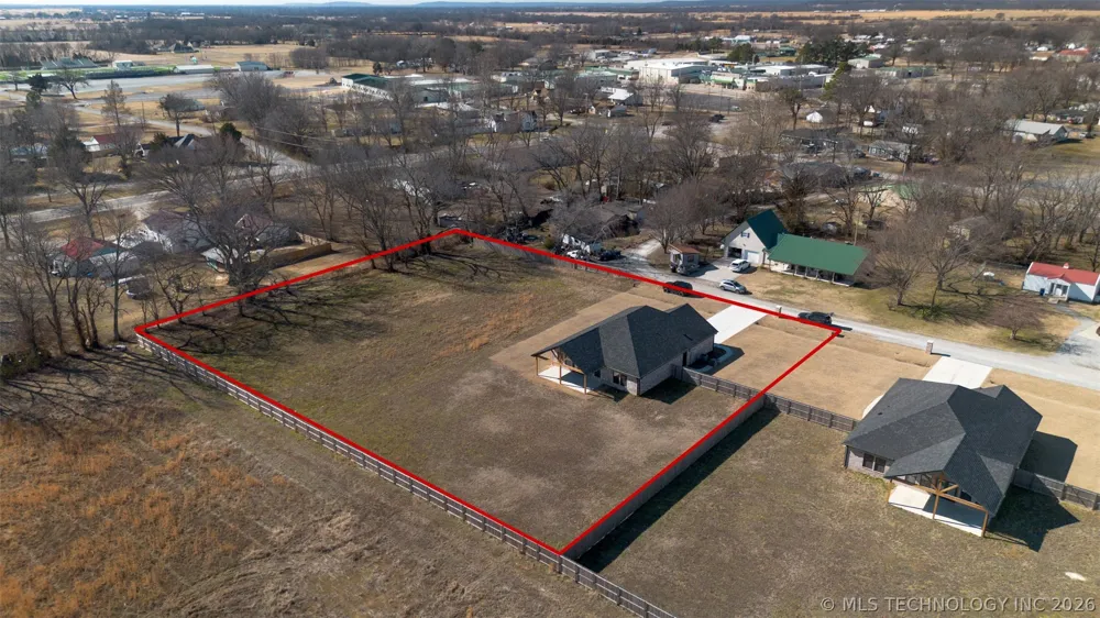 205 Lindsey Avenue Adair, OK 74330