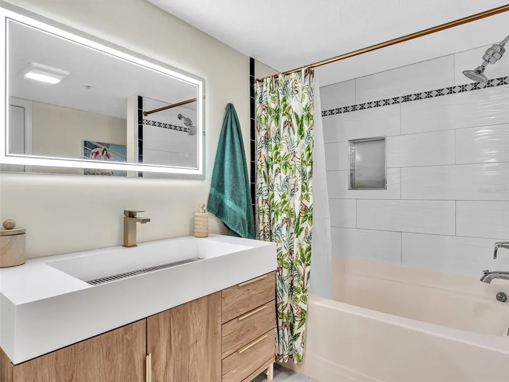 1801 FLAGLER DRIVE #416 West Palm Beach, FL 33407