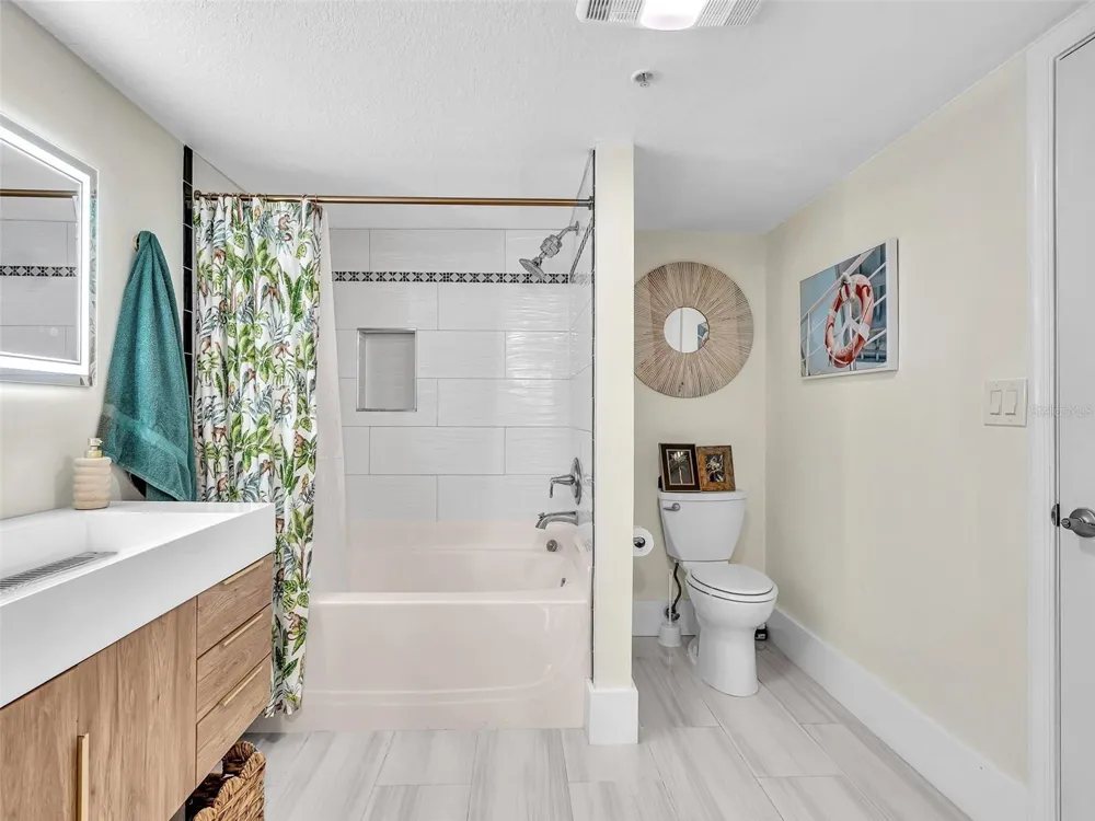1801 FLAGLER DRIVE #416 West Palm Beach, FL 33407