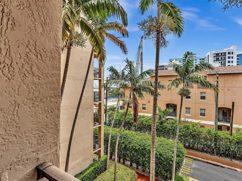 1801 FLAGLER DRIVE #416 West Palm Beach, FL 33407