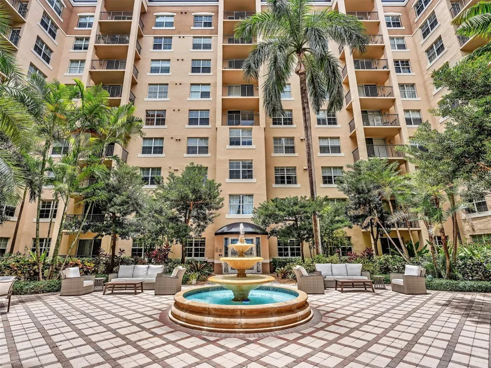 1801 FLAGLER DRIVE #416 West Palm Beach, FL 33407