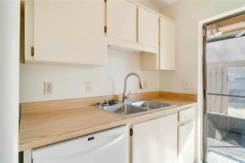 397 ERON WAY #42 Winter Garden, FL 34787