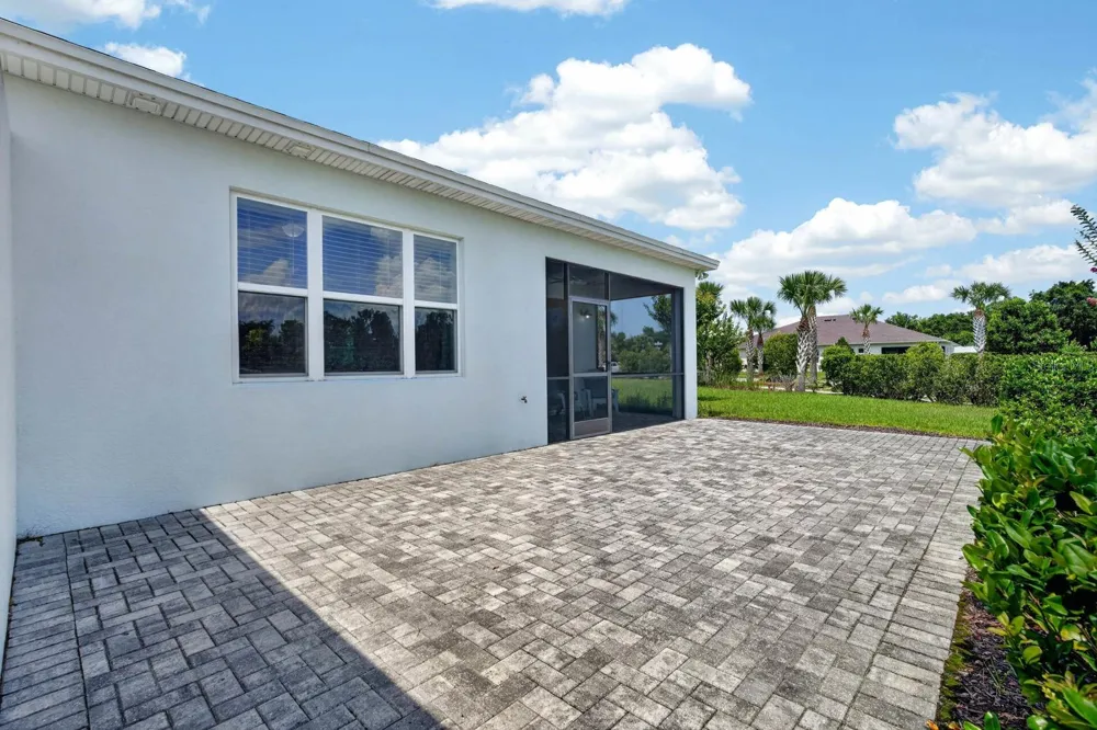 497 LOST SHAKER WAY Daytona Beach, FL 32124